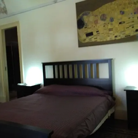 伊瓦纳住宿加早餐酒店 卡塔尼亚