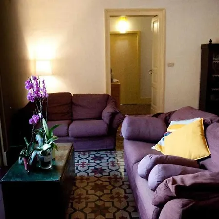 伊瓦纳住宿加早餐酒店 卡塔尼亚