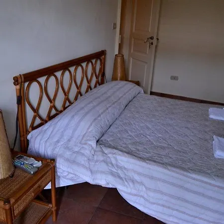 伊瓦纳住宿加早餐酒店 4*